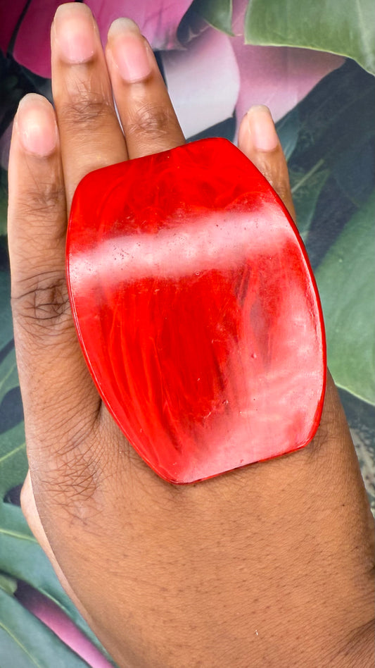 Lucite- Red